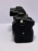 ⁦Sony Alpha a7 III Mirrorless Digital Camera (used)⁩ - الصورة ⁦4⁩